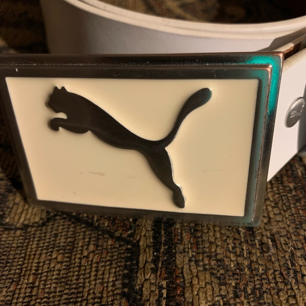 🔥 Y2K Puma Speed Cat White Enamel Buckle Belt – Sz L